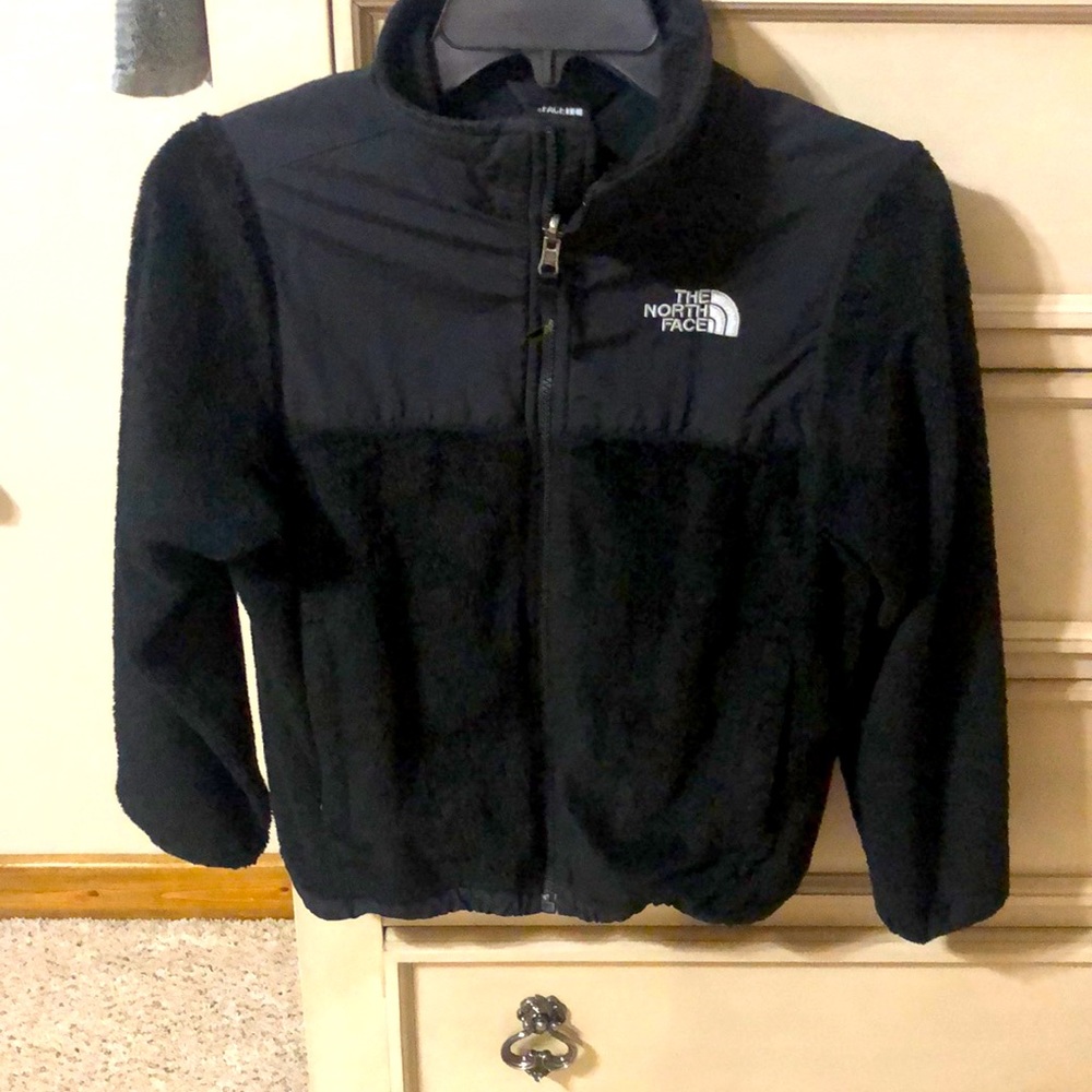 Girls medium north face jacket.